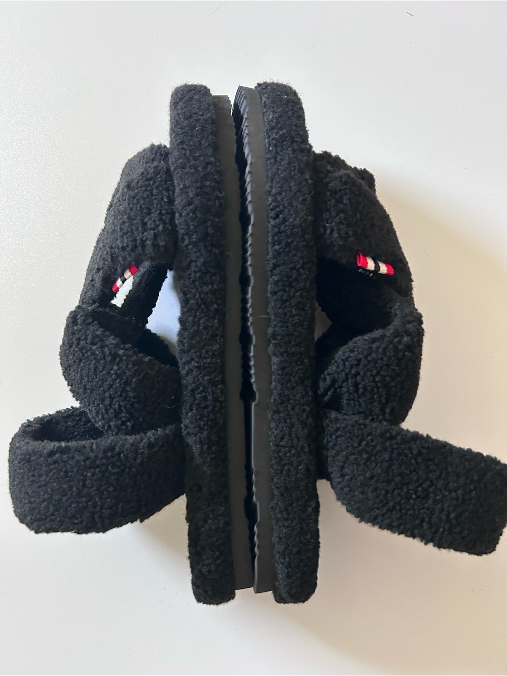 HUNTER - Black Fuzzy Strap Sandals - Size 10 - Picture 4 of 9